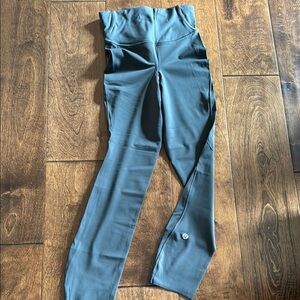 Lululemon Gray High-Waisted Leggings
